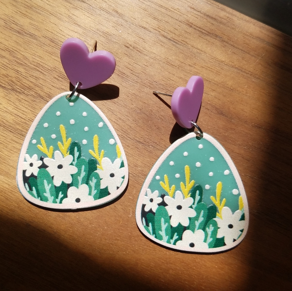 Lavender Heart & Floral Drop Earrings